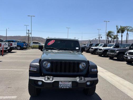 Anvil Clearcoat 2025 Jeep Wrangler Sport