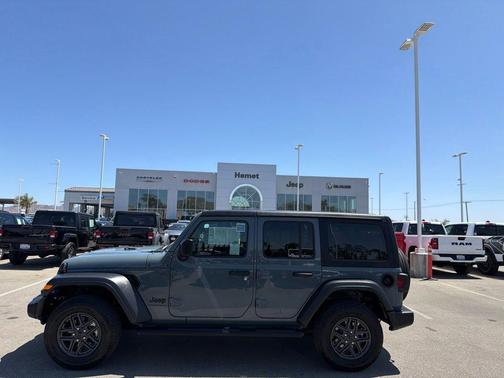 Anvil Clearcoat 2025 Jeep Wrangler Sport