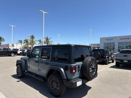 Anvil Clearcoat 2025 Jeep Wrangler Sport