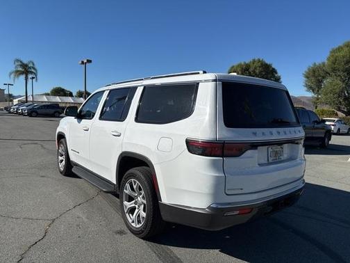 2022 Jeep Wagoneer Series II