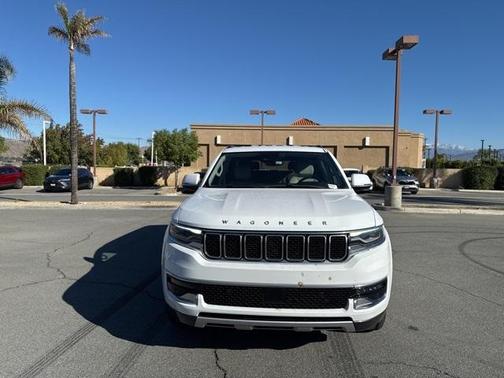 2022 Jeep Wagoneer Series II