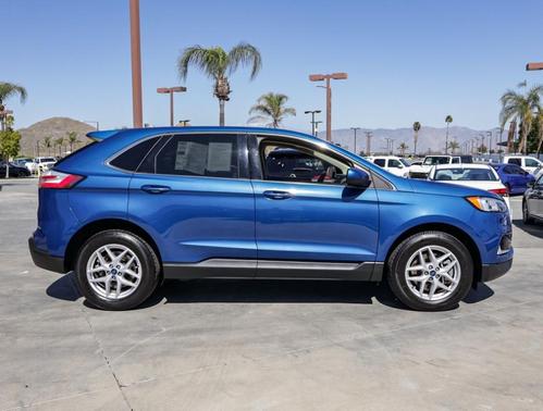 Blue Metallic 2021 Ford Edge SEL