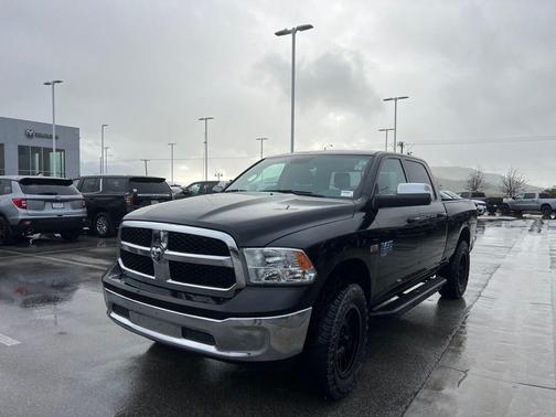 2020 RAM 1500 Classic SLT
