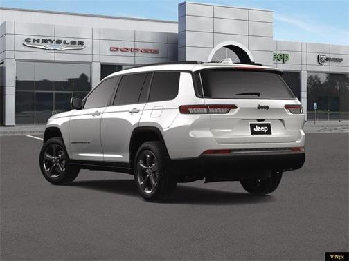 2025 Jeep Grand Cherokee L Laredo