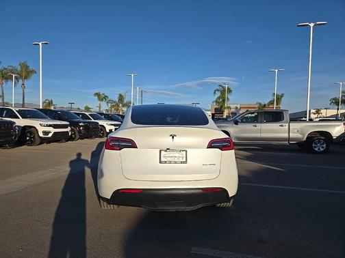 2020 Tesla Model Y Long Range