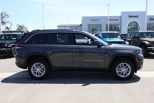 2025 Jeep Grand Cherokee Laredo X