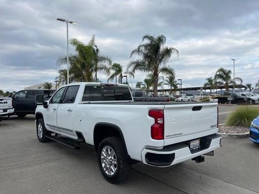 2024 Chevrolet Silverado 2500 High Country
