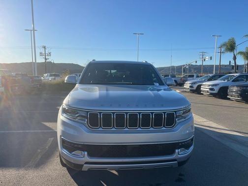 2022 Jeep Wagoneer Series II