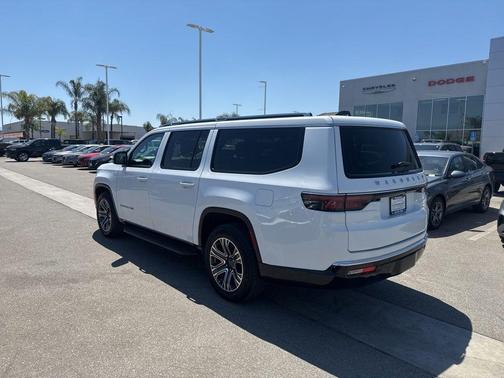 Bright White Clearcoat 2024 Jeep Wagoneer L Series II