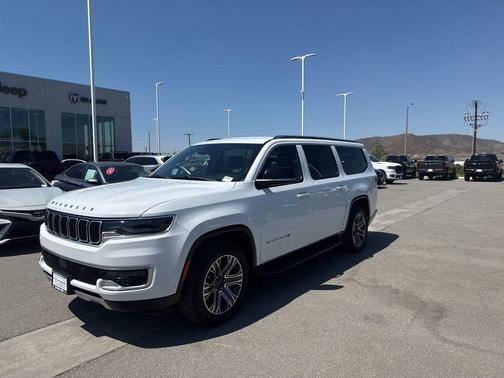 Bright White Clearcoat 2024 Jeep Wagoneer L Series II