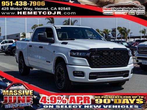 Bright White Clearcoat 2026 RAM 1500 Big Horn/Lone Star