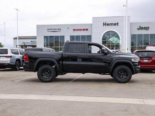 Diamond Black 2026 RAM 1500 RHO