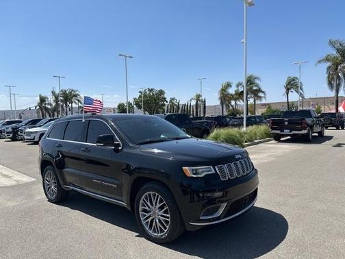 2017 Jeep Grand Cherokee Summit