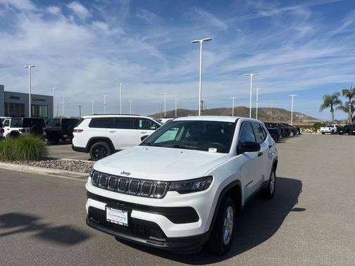 Bright White Clearcoat 2022 Jeep Compass Sport