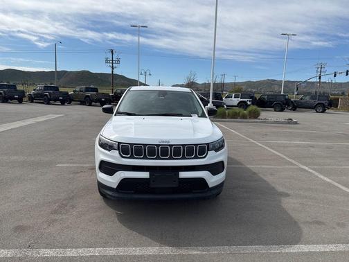 2022 Jeep Compass Sport