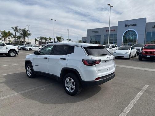 2022 Jeep Compass Sport