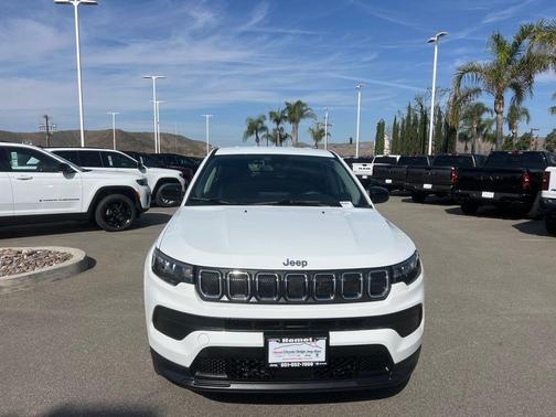 Bright White Clearcoat 2022 Jeep Compass Sport