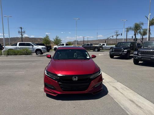 Radiant Red Metallic 2018 Honda Accord Touring