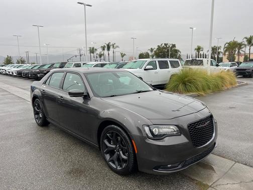 2023 Chrysler 300 S
