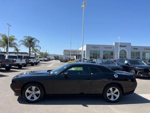 2020 Dodge Challenger SXT