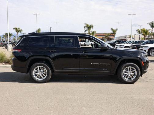 Diamond Black 2026 Jeep Grand Cherokee L Laredo