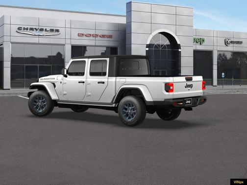 Bright White Clearcoat 2026 Jeep Gladiator 85th Anniversary Edition