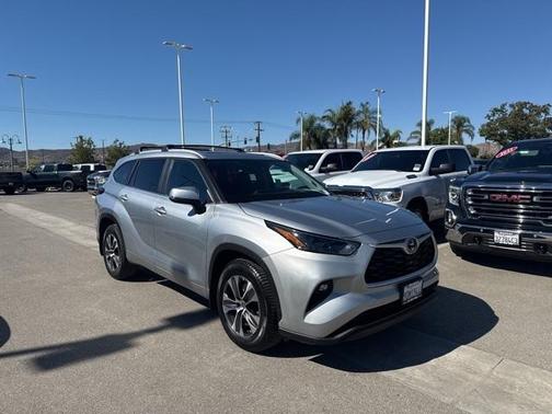 2023 Toyota Highlander XLE