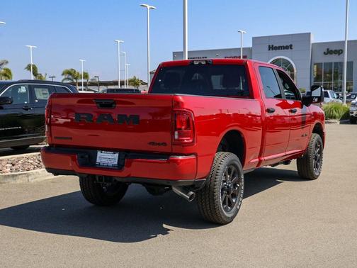 Molten Red Pearlcoat 2026 RAM 2500 Big Horn