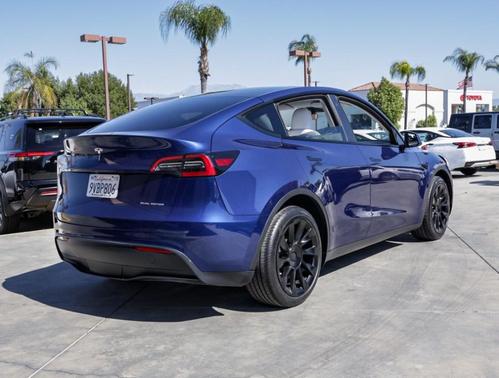 Blue 2023 Tesla Model Y Long Range