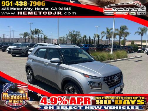 Shimmering Silver 2025 Hyundai VENUE SEL