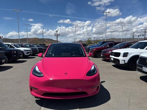 2024 Tesla Model Y Long Range