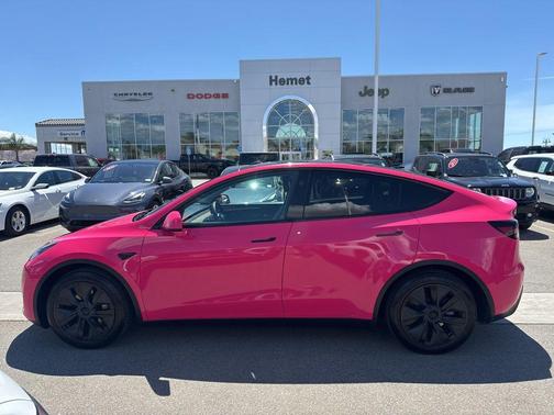 2024 Tesla Model Y Long Range