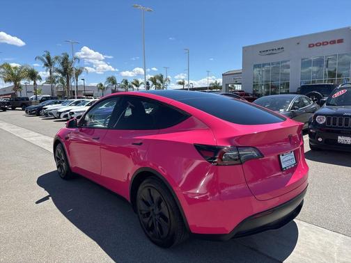 2024 Tesla Model Y Long Range