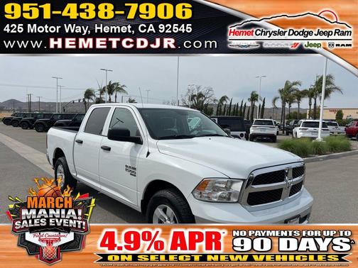 Bright White Clearcoat 2022 RAM 1500 Classic SLT