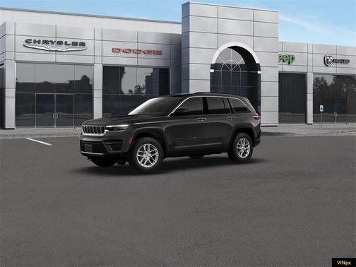 2026 Jeep Grand Cherokee Laredo
