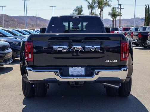 Diamond Black 2026 RAM 3500 Tradesman