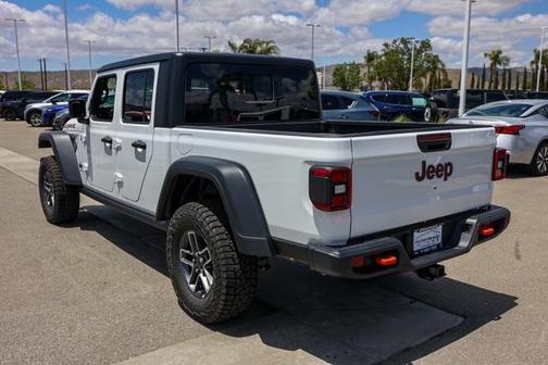 2025 Jeep Gladiator Mojave