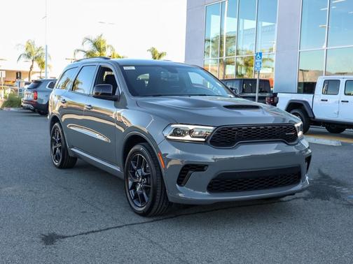 2026 Dodge Durango GT HEMI V8