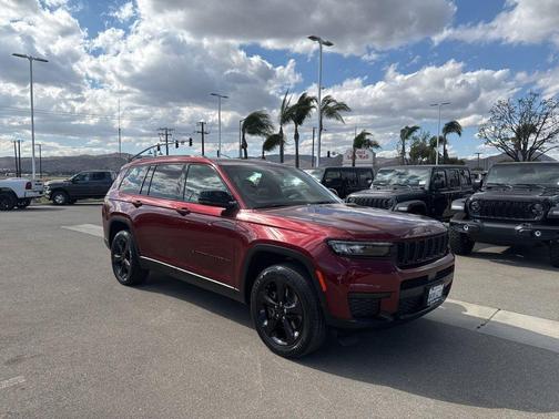 2023 Jeep Grand Cherokee L Laredo