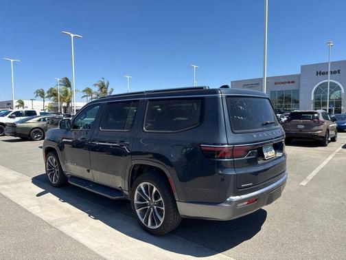 Riverrock Green 2022 Jeep Wagoneer Series II