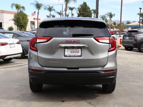 Sterling 2024 GMC Terrain SLE