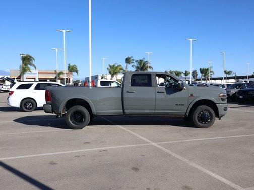 2026 RAM 3500 Limited