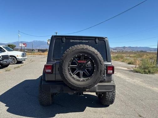 2022 Jeep Wrangler Unlimited Sport