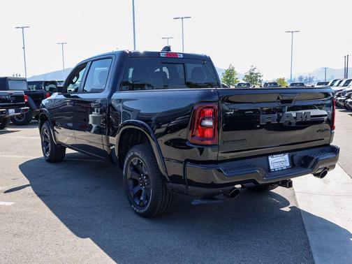 Diamond Black 2026 RAM 1500 Big Horn/Lone Star
