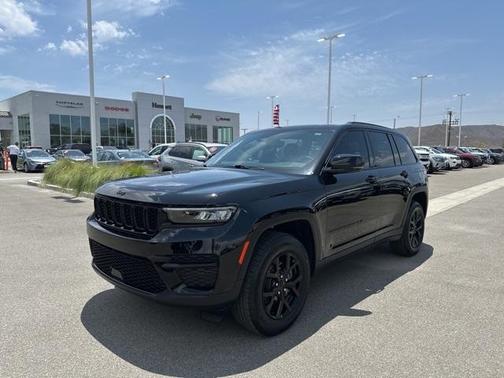 2024 Jeep Grand Cherokee Laredo
