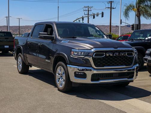 Granite Crystal Clearcoat Metallic 2026 RAM 1500 Big Horn/Lone Star