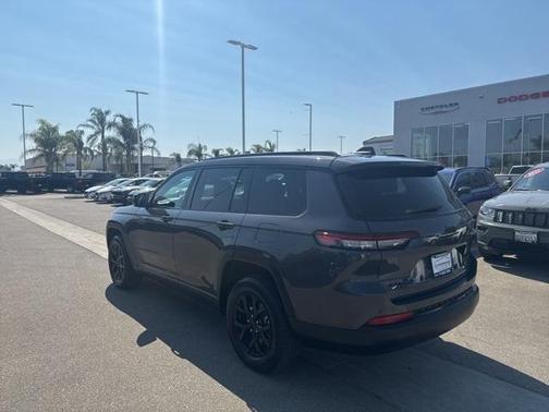 2024 Jeep Grand Cherokee L Laredo