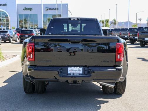 Diamond Black 2026 RAM 3500 Laramie