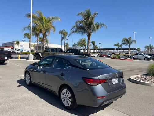 Gun Metallic 2024 Nissan Sentra S