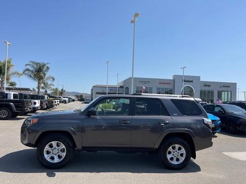 2023 Toyota 4Runner SR5